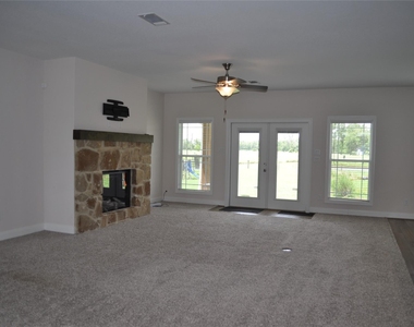 2502 Majestic Oaks Court - Photo Thumbnail 11