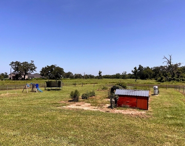 2502 Majestic Oaks Court - Photo Thumbnail 31