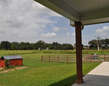 2502 Majestic Oaks Court - Photo Thumbnail 35