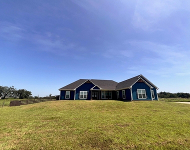 2502 Majestic Oaks Court - Photo Thumbnail 2