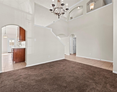 6411 Briar Moss Lane - Photo Thumbnail 3