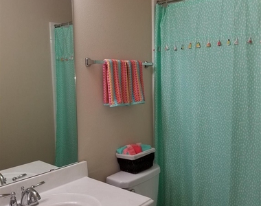 2566 Riverway Drive - Photo Thumbnail 16