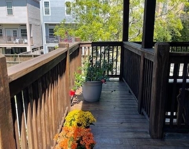 806 Kipp Avenue - Photo Thumbnail 2