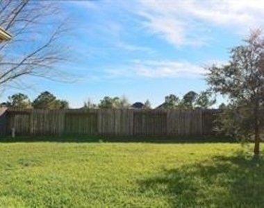 15010 Wildberry Creek Court - Photo Thumbnail 21