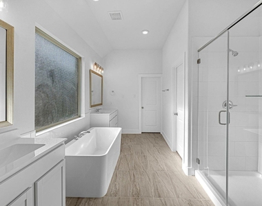 817 Bahia Bay Dr - Photo Thumbnail 9
