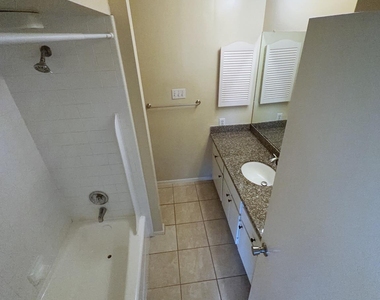 2210 Dorrington Street - Photo Thumbnail 7