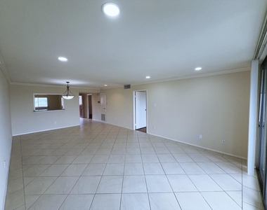 2210 Dorrington Street - Photo Thumbnail 1