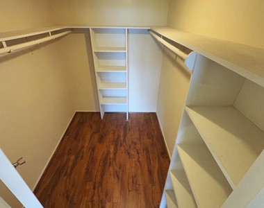 2210 Dorrington Street - Photo Thumbnail 9