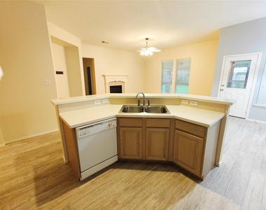 7127 Bristol Ridge Drive - Photo Thumbnail 32
