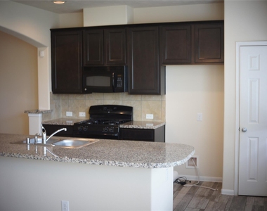 1619 Grable Cove Lane - Photo Thumbnail 4