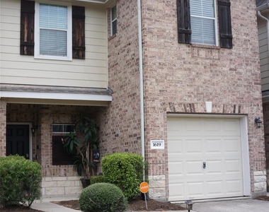 1619 Grable Cove Lane - Photo Thumbnail 8