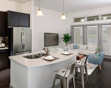 3939 W Alabama Street - Photo Thumbnail 3