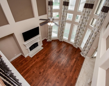 6034 Gracys Landing Lane - Photo Thumbnail 27