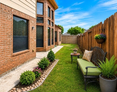 6034 Gracys Landing Lane - Photo Thumbnail 42