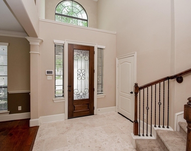 6034 Gracys Landing Lane - Photo Thumbnail 6