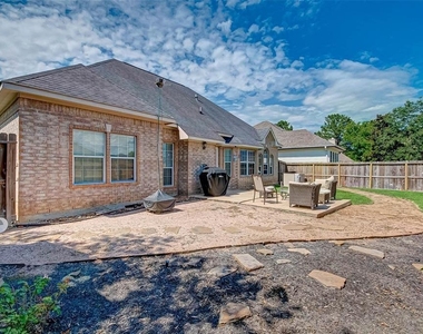 110 Monterrey Road W - Photo Thumbnail 7