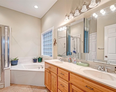 110 Monterrey Road W - Photo Thumbnail 3