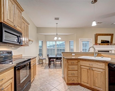 110 Monterrey Road W - Photo Thumbnail 2