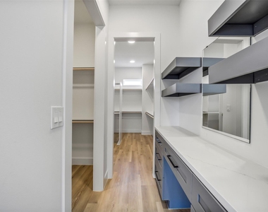 225 Willard Street - Photo Thumbnail 21
