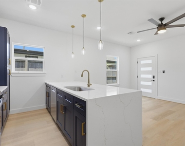 5921 Mountwood Street - Photo Thumbnail 8