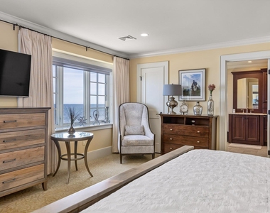 1138 Ocean - Photo Thumbnail 18