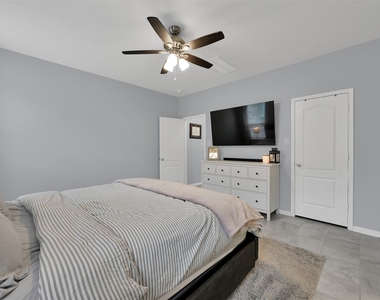 1127 Littleton Court - Photo Thumbnail 22