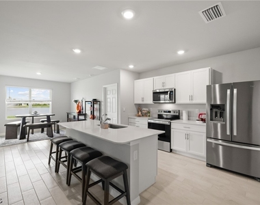 2621 Table Coral Trail - Photo Thumbnail 6