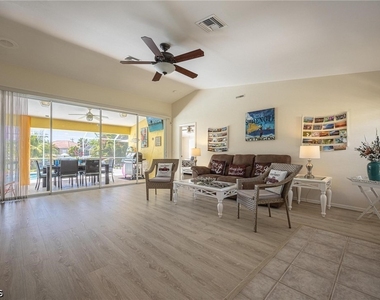 4123 Sw 26th Place - Photo Thumbnail 16