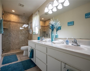 4123 Sw 26th Place - Photo Thumbnail 28