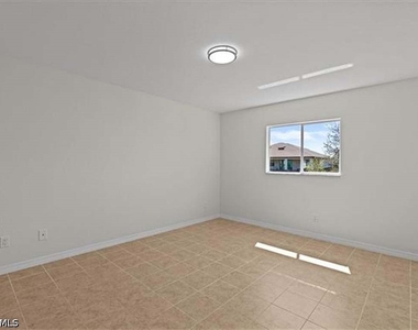 4303 26th Street Sw - Photo Thumbnail 2