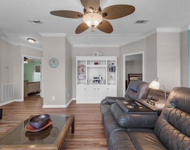 701 Coral Drive - Photo Thumbnail 14