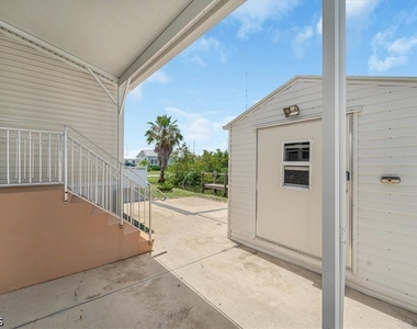 701 Coral Drive - Photo Thumbnail 36