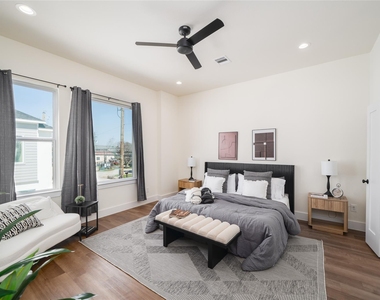 8908 Knoll Branch Dr Drive - Photo Thumbnail 9