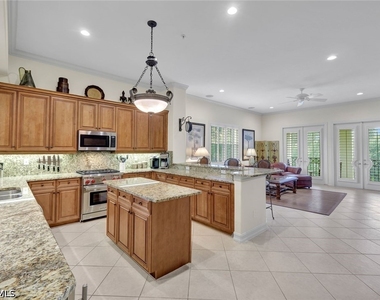 2830 Tiburon Boulevard E - Photo Thumbnail 5