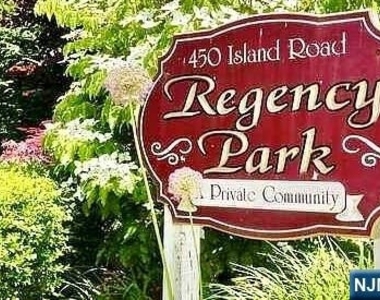 62 Regency - Photo Thumbnail 11