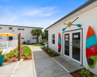 1029 Park Drive - Photo Thumbnail 9