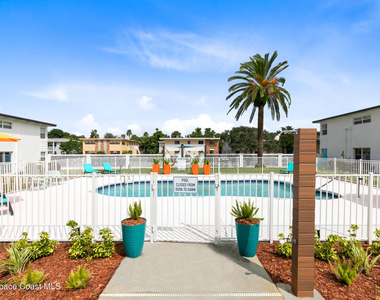 1029 Park Drive - Photo Thumbnail 10