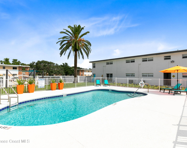 1029 Park Drive - Photo Thumbnail 15