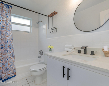 1029 Park Drive - Photo Thumbnail 7