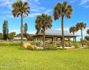 1029 Park Drive - Photo Thumbnail 23