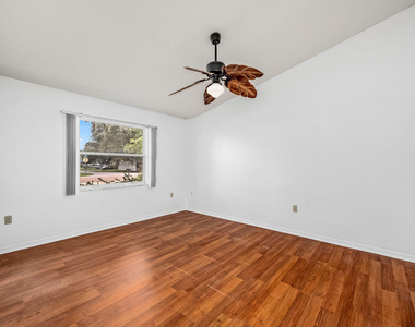 7175 Durban Avenue - Photo Thumbnail 12