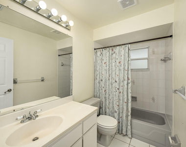 7175 Durban Avenue - Photo Thumbnail 20