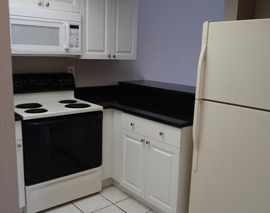 1641 Sunny Brook Lane - Photo Thumbnail 8