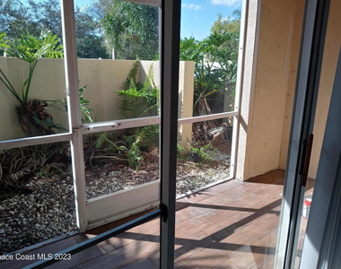 1641 Sunny Brook Lane - Photo Thumbnail 5