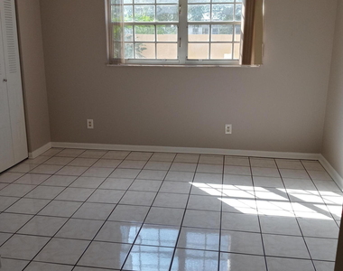 1641 Sunny Brook Lane - Photo Thumbnail 17