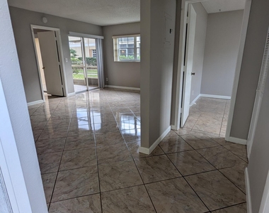 1609 Sunny Brook Lane - Photo Thumbnail 1
