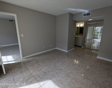 1609 Sunny Brook Lane - Photo Thumbnail 8