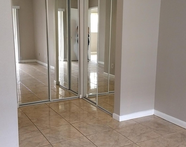 1609 Sunny Brook Lane - Photo Thumbnail 24