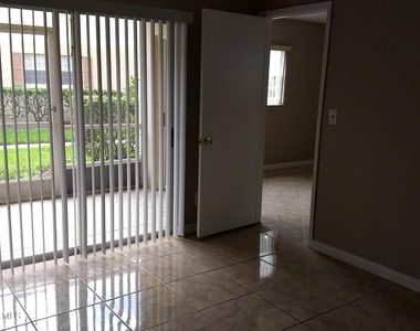 1609 Sunny Brook Lane - Photo Thumbnail 20