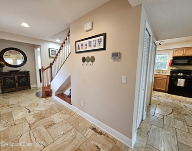 1750 E Central Avenue - Photo Thumbnail 3